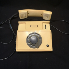 Телефон дисковый ТА-901, работоспособность неизвестна. Болгария